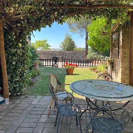 Casale Le Querce Castelnuovo Berardenga Exterior foto
