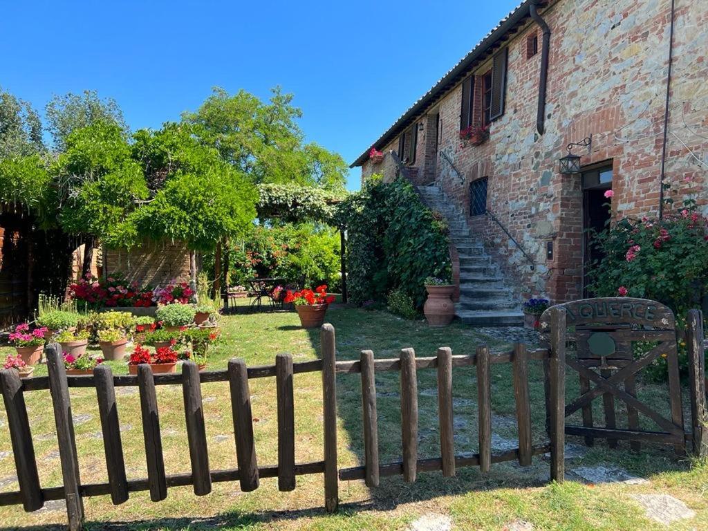 Casale Le Querce Castelnuovo Berardenga Exterior foto